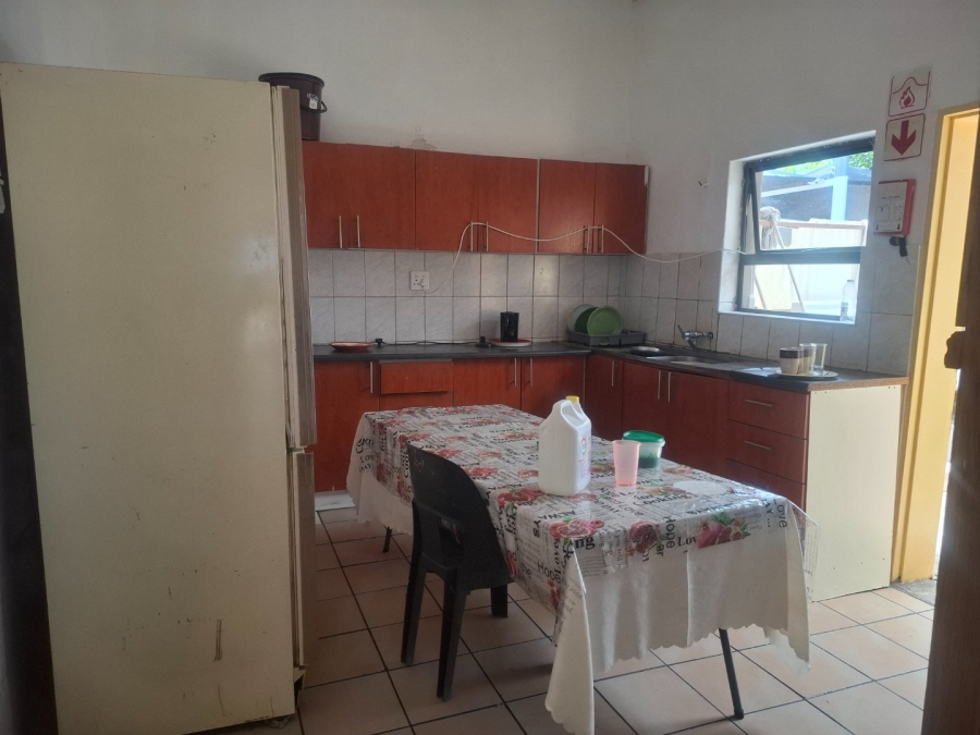 To Let  Bedroom Property for Rent in Kroonstad Central Free State